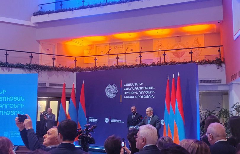 Ինչքան շատ ենք անվտանգություն ասելիս դա կապում բանակի հետ, այդքան նշանակում է, որ անվտանգության պակաս կա. վարչապետ