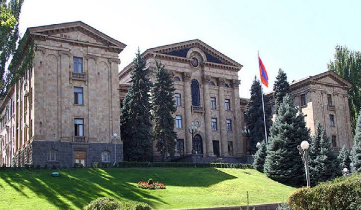 Շարունակվում է նորընտիր Ազգային ժողովի նիստը՝ ուղիղ