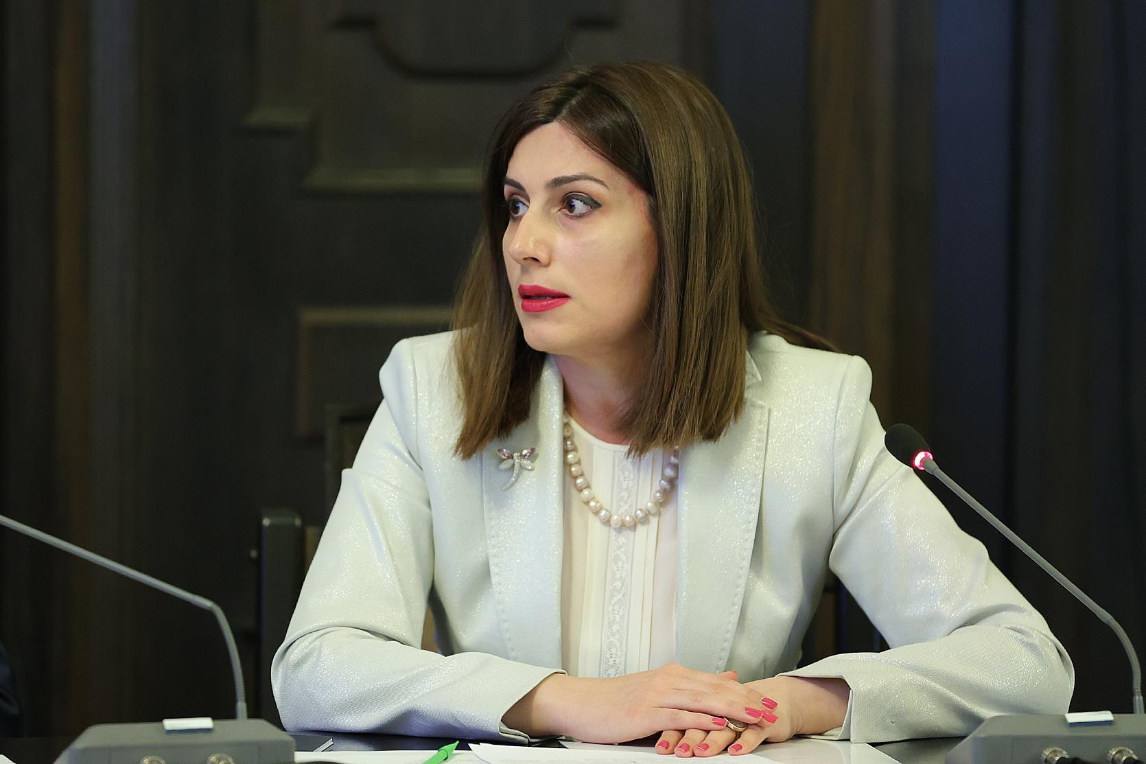 Շաքիում տուժած կնոջ առողջական վիճակը կայուն է, ստանում է անհրաժեշտ և համարժեք բուժօգնություն. Ավանեսյան